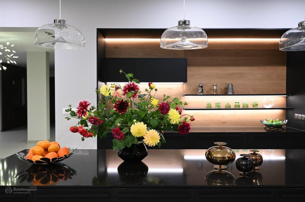 Chính chủ bán căn góc nhà phố thuỷ nguyên siêu đẹp, vỉa hè rộng kinh doanh sầm uất