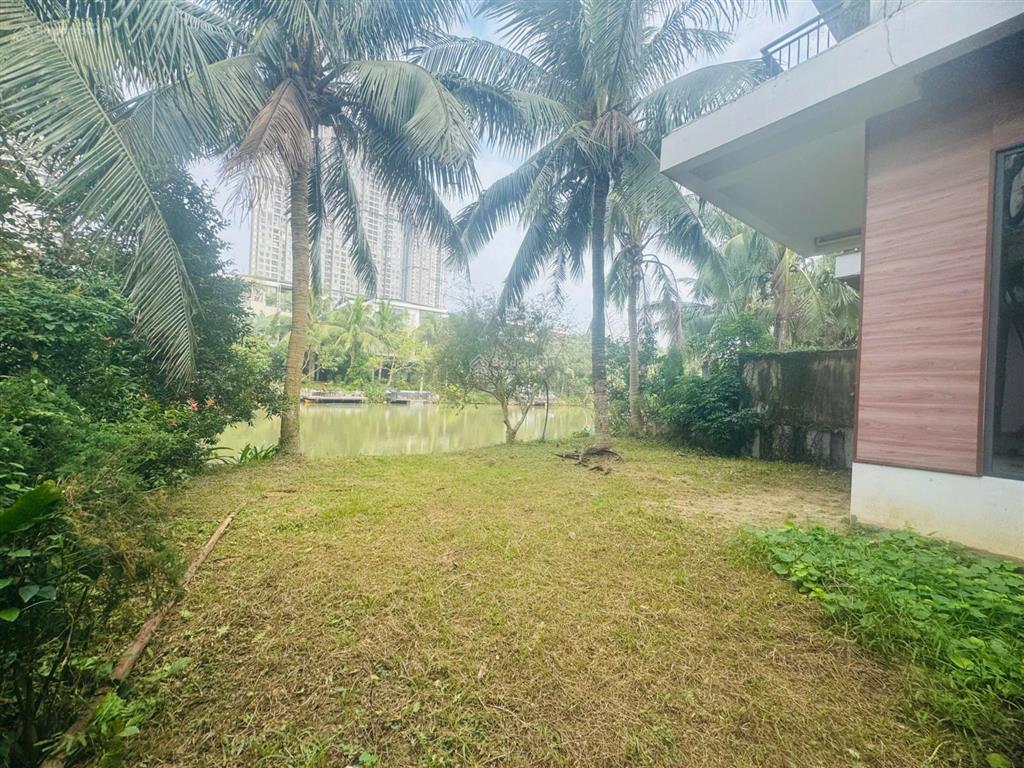 Chính chủ bán nhanh biệt thự đảo ecopark dt 360m² vườn rộng giá tốt