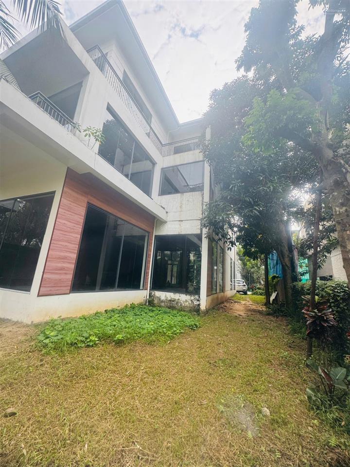 Chính chủ bán nhanh biệt thự đảo ecopark dt 360m² vườn rộng giá tốt