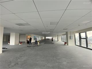 Cần cho thuê 380m2 tại mặt phố lê văn lương, thanh xuân, hn. giá rẻ