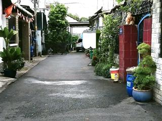 Bán nhà 177m2. ngang 6.7m. xe hơi đậu sân. linh xuân. thủ đức. chỉ 6.8 tỷ. tl