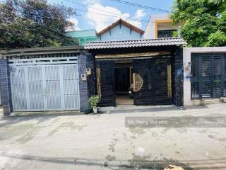 Nhà full thổ cư. 100m2. ngang 5m, vuông vức. hẻm xe hơi, thông 3 hướng. giá 8 tỷ. thương lượng