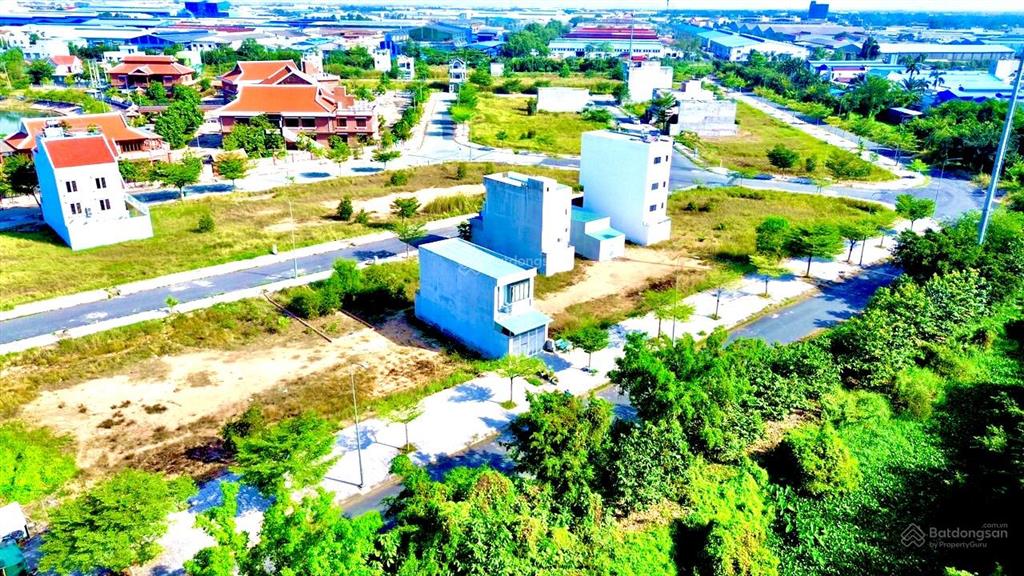 Bán nhanh cặp nền 6x19m đường 16m view sông an hạ giá 1tỷ800 sổ hồng riêng sang tên trong ngày