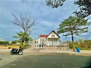 Chính chủ bán nền biệt thự 10x17,5m view hồ sinh thái, sổ hồng riêng (đất thật)