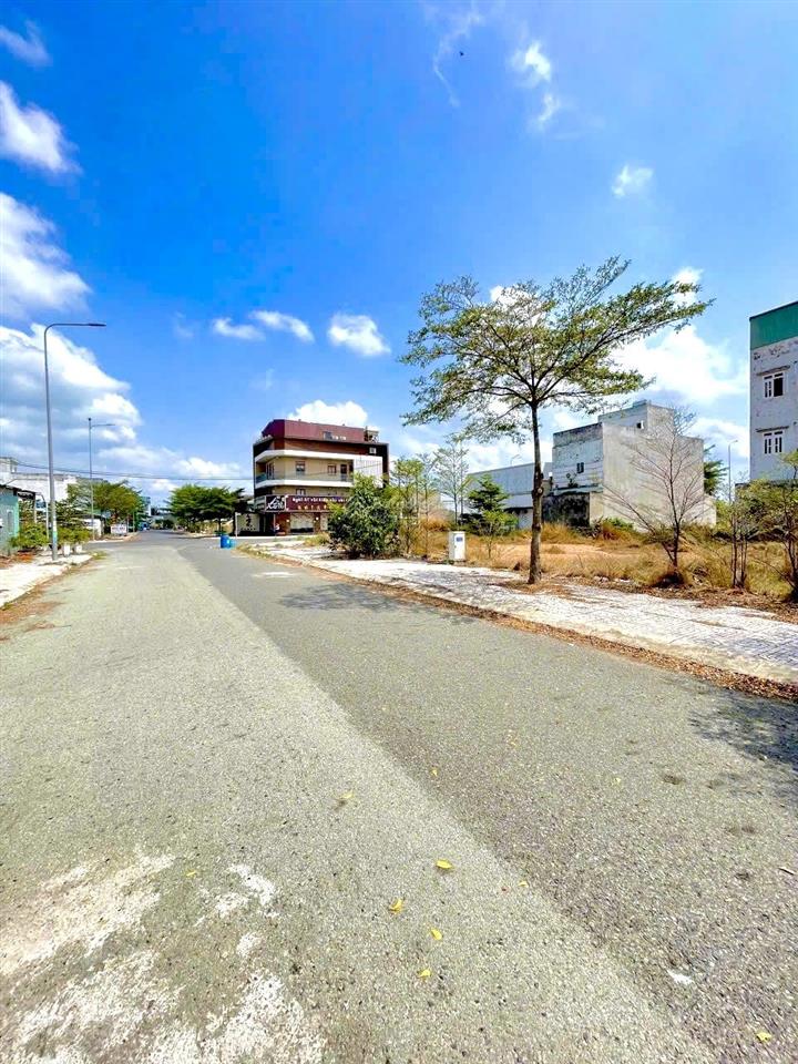 Cần tiền bán gấp nền 6x19m view sông an hạ đs 6, sổ hồng sang tên. giá 1tỷ9 thương lượng