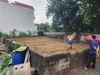 Chính chủ bán lô góc 3 mặt tiền thôn văn mỹ, hoàng văn thụ chương mỹ diên tích 130 m giá 2tỷ x