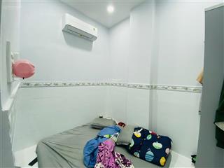 Ngộp bank gần lotte mart dtsd 36m2 nhà 2 tâng mới tinh chie 2tỷ 49