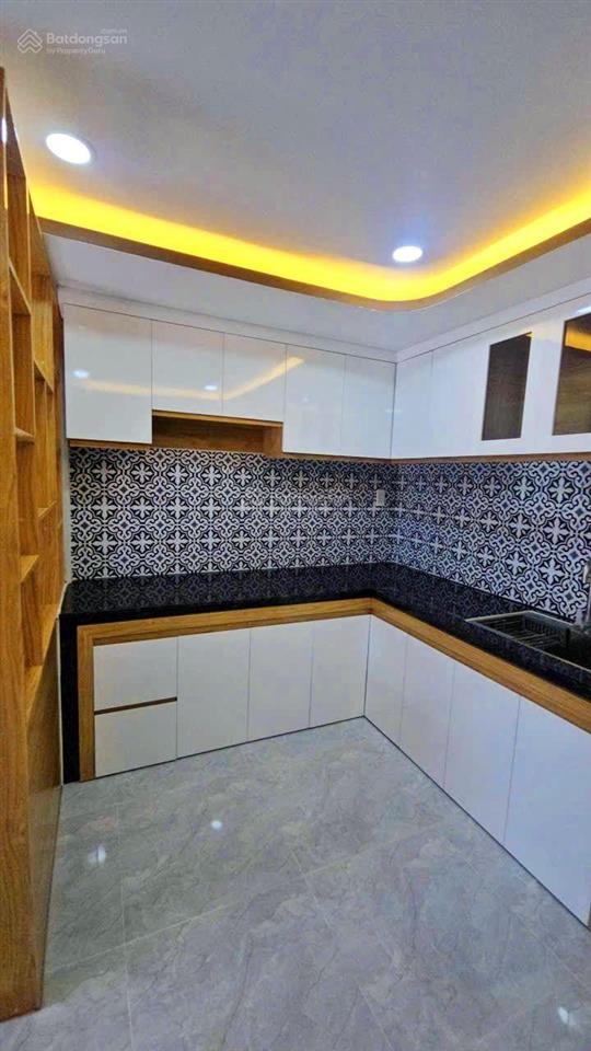 Bán gấp nhà riêng 4m mặt tiền, 1,750 tỷ, 4x14m, tại lê văn khương, hiệp thành, q.12, hcm