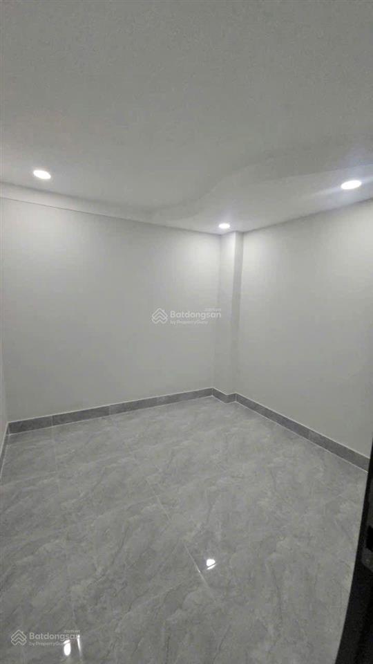 Bán gấp nhà riêng 4m mặt tiền, 1,750 tỷ, 4x14m, tại lê văn khương, hiệp thành, q.12, hcm