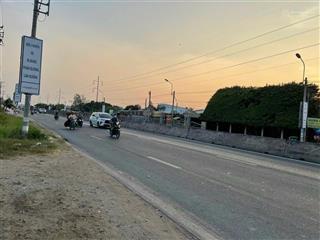 9473m2 đất xây dựng nhà xưởng, mặt tiền ql1a, ngang 72m, dài 145m