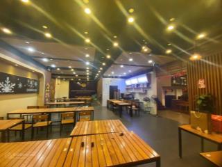 Cho thuê mặt bằng phố nghĩa tân, diện tích 500m2x2tầng, mặt tiền12m, phù hợp làm kho, xưởng