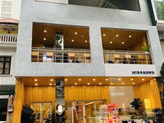 Cho thuê nhà mặt phố nguyễn ngọc nại, diện tích 140m2x3tầng, mặt tiền 6,5m, nhà mới làm văn phòng