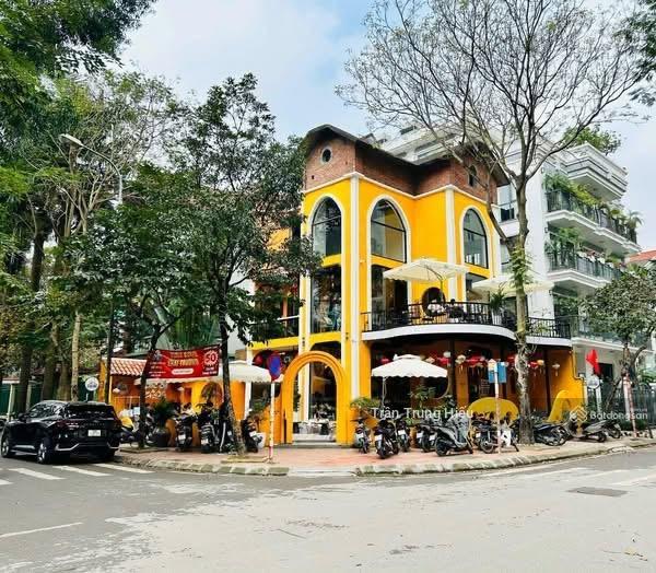 Cho thuê siêu phẩm mặt phố khu tây nam linh đàm, diện tích 300m2x4t + tầng 5 120m2, cực rộng đẹp