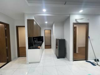 Chủ nhà cần cho thuê gấp căn 2 phòng ngủ có ban công và có sẵn ít nội thất giá chỉ 5tr5/tháng