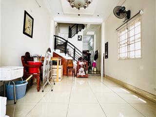 8.5 tỷ  47m2  phú nhuận, thích quảng đức  hẻm xe tải thông  4 tầng đúc  thông hẻm 68 và hẻm 86