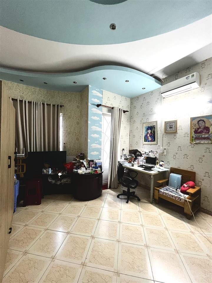 8,7 tỷ  70m2 (4.1m x 17m)  hoàng hoa thám, phú nhuận hxh thông  3 tầng btct  3 tầng btct