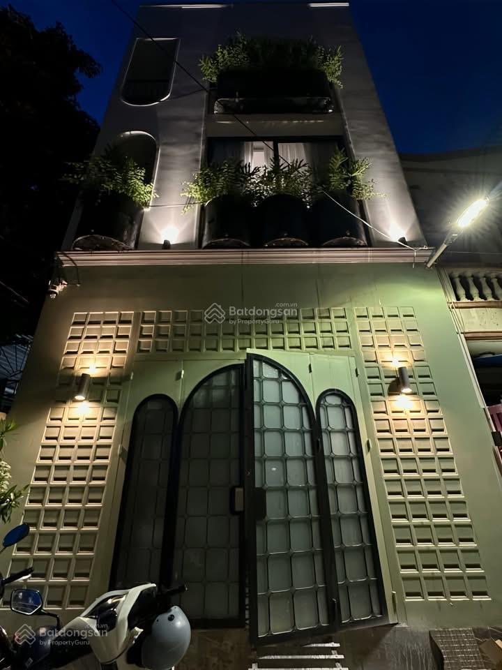 8 chdv luxury  hẻm ô tô dòng tiền 100tr/th  phan xích long 4 tầng  66m2 (5.2mx13m) 13,2 tỷ