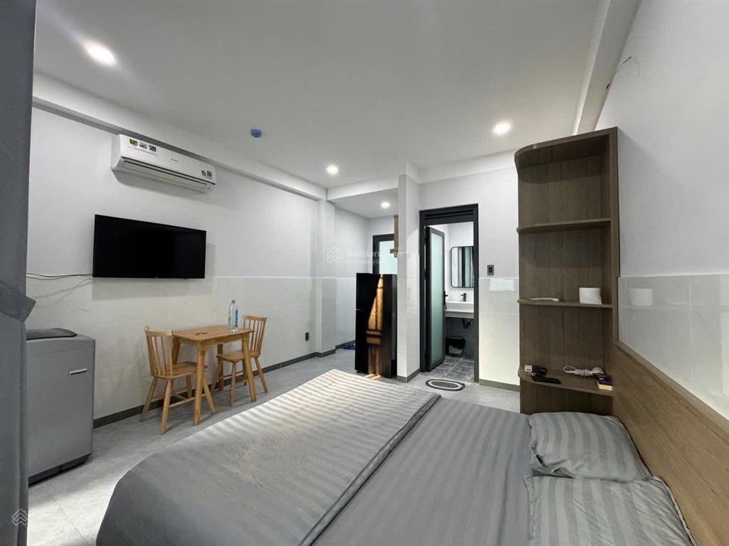 60m2  4 tầng  dòng tiền 45 tr/tháng  6 pn  hẻm xe hơi  thông nguyễn gia trí  13,6 tỷ