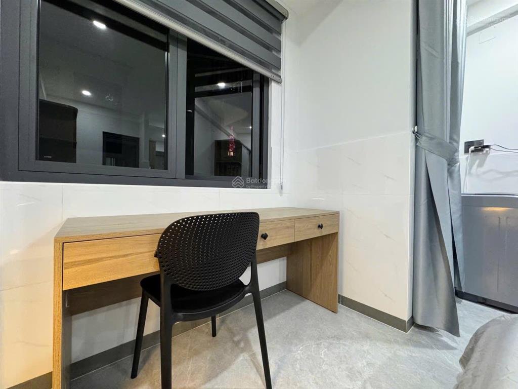 60m2  4 tầng  dòng tiền 45 tr/tháng  6 pn  hẻm xe hơi  thông nguyễn gia trí  13,6 tỷ