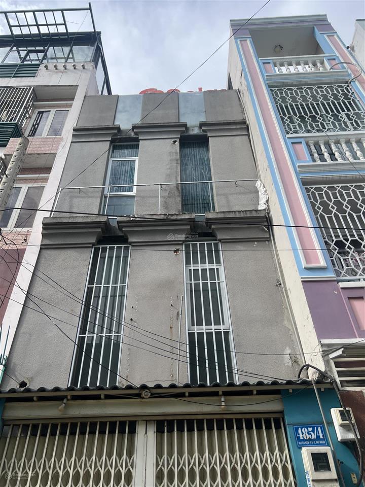 61m2  phú nhuận  3 tầng  xe hơi ngủ nhà sát mặt tiền  10,8 tỷ  ngang 4m x dài 15m  100tr/th