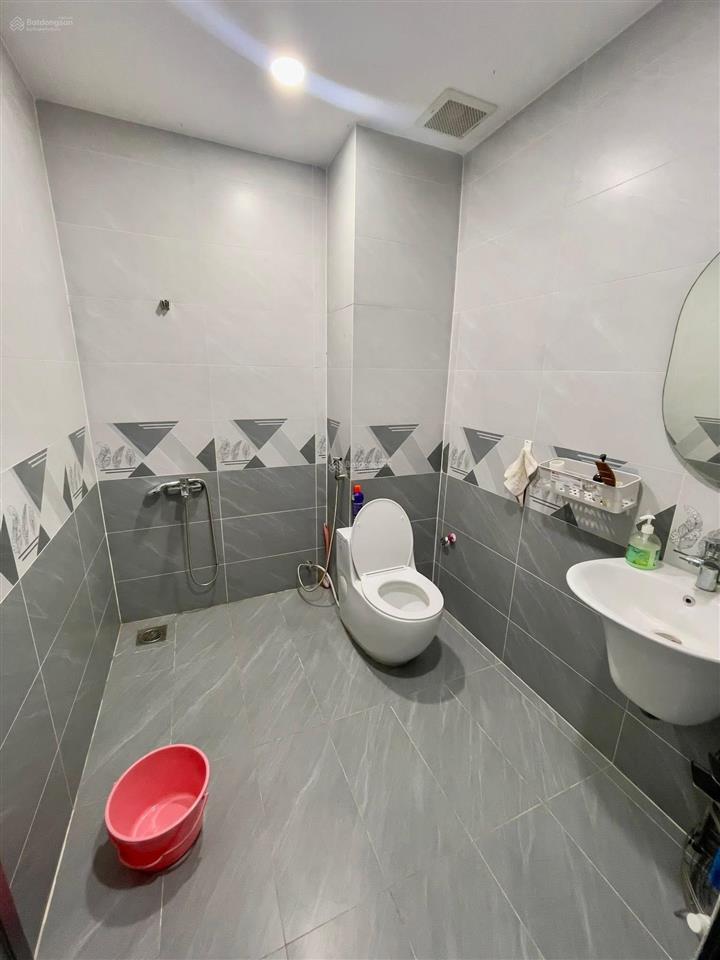 50m2  phan đăng lưu  cao ốc satra exim  4 tầng  siêu mới  sát mặt tiền  hẻm rộng  9,8 tỷ