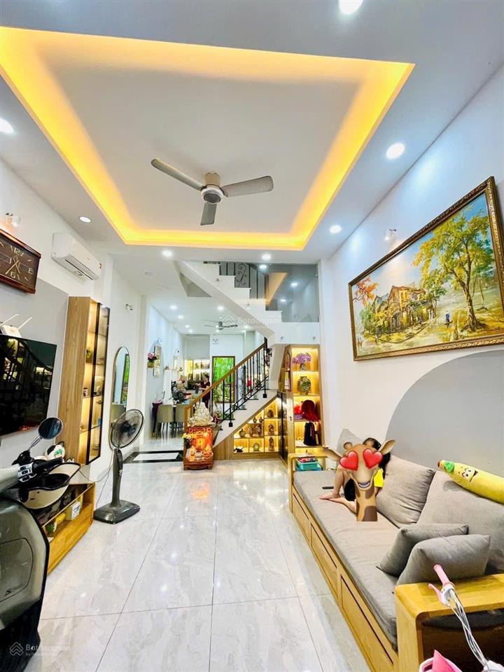 50m2  phan đăng lưu  cao ốc satra exim  4 tầng  siêu mới  sát mặt tiền  hẻm rộng  9,8 tỷ