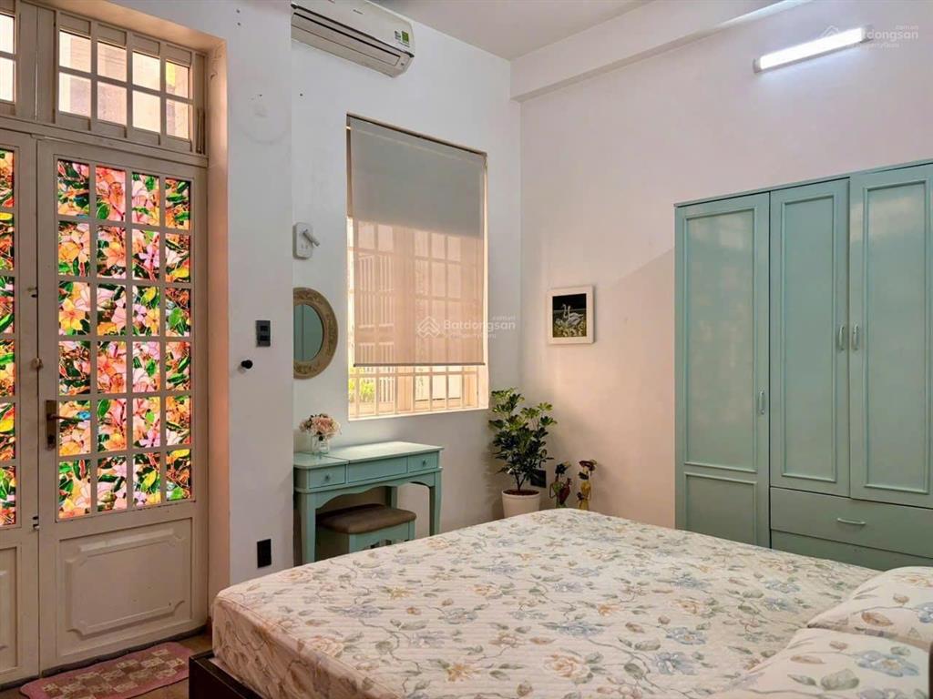 Nguyễn đình chính  80m2 (6m x 13m)  20 tr/ th  11,9 tỷ  sổ đẹp  phú nhuận