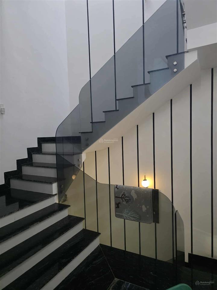 Siêu phẩm 3 tầng full nội thất cao cấp đường phú xuân 7, hòa minh về ở ngay chỉ 6 tỷ x