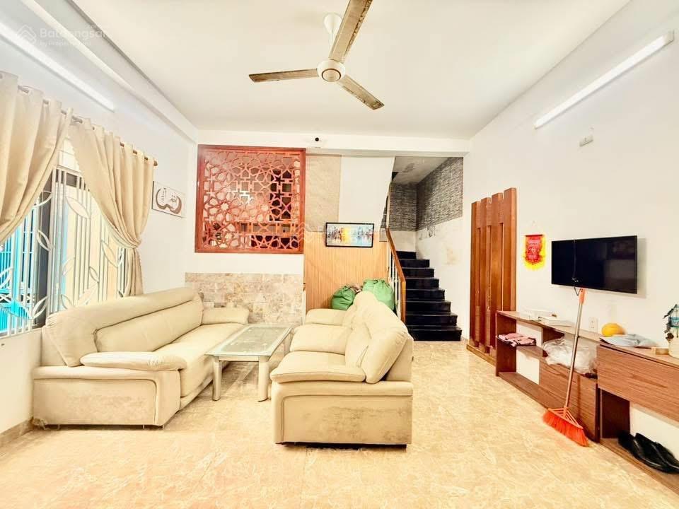 Nhà 2 tầng trung tâm kiệt 364 lê duẩn hiếm có khó tìm chỉ 3 tỷ x