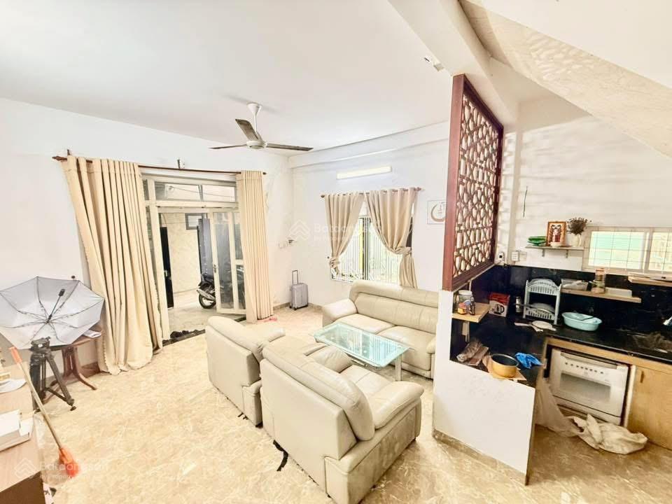 Nhà 2 tầng trung tâm kiệt 364 lê duẩn hiếm có khó tìm chỉ 3 tỷ x