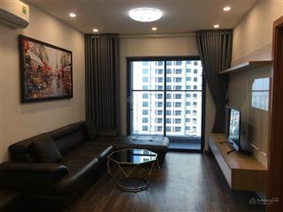 Bán căn hộ 2n tầng 26 goldmark city, 5,8tỷ hàng hiếm. căn hộ 2 ban công cực thoáng.  0988 121 ***
