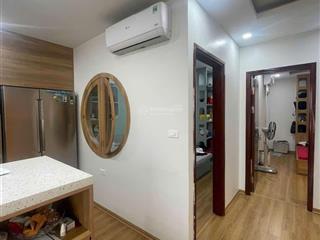 Bán cc green stars, phạm văn đồng,2n,2wc 66,8m2,tầng trung view hồ.0988 121 ***(call/zalo)