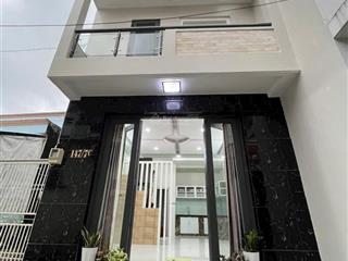 Chính chủ gồng lãi không nổi bán nhanh căn nhà trệt lầu 60m2 ngay chợ phú lạc ql50