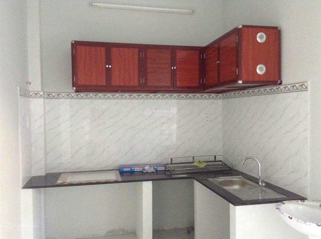 Hàng hiếm pháp lí đầy đủ + hỗ trợ khách vay bank bán gấp nhà c3 sát chợ bình chánh