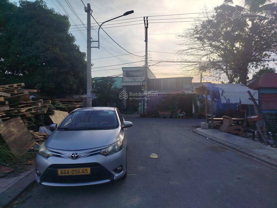 Bán gấp lô đất đẹp ngay khu vực tân kiên thuộc kdc gần vòng xoay an lạc