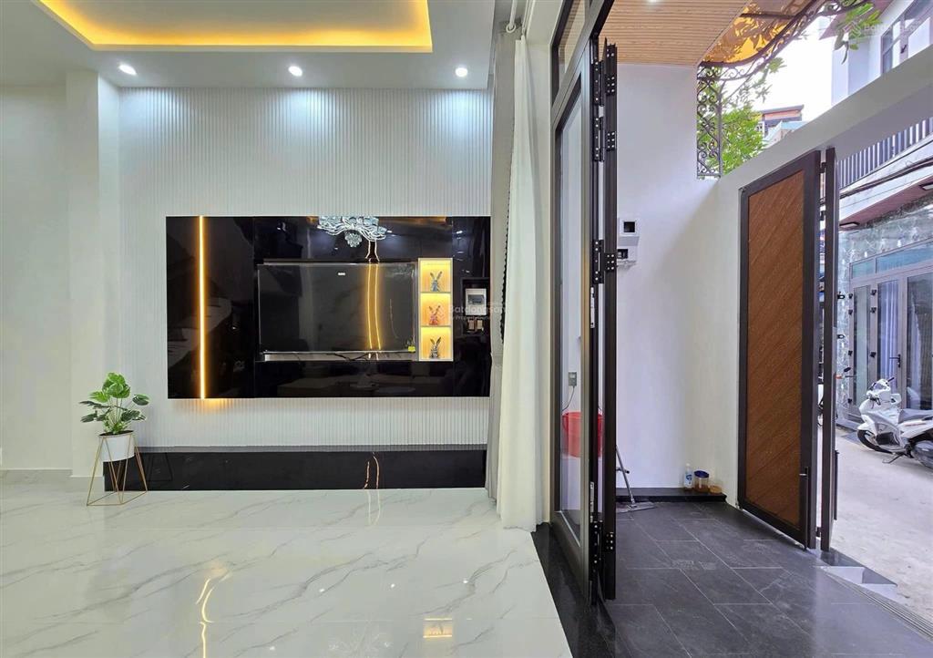 Thanh lí gấp trong tuần nhà trệt lầu 80m2, ngay tt tân túc