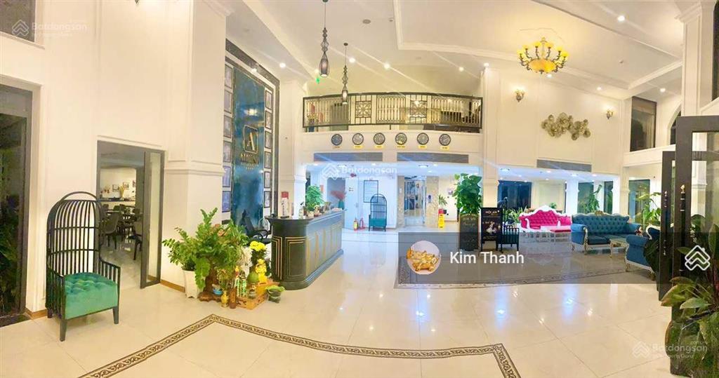 Sang nhượng khách sạn 4 vip 39 phòng mặt tiền lạc long quân cách biển an bàng 200m
