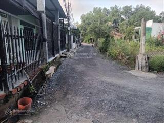 176 m2 đất ở , có 3 căn nhà , mặt tiền đường cộng cộng 5met