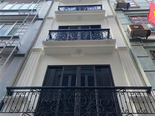 Bán nhà mới đẹp long lanh  ở ngay  33m  5 tầng  tại cầu diễn  gần đh công nghiệp  nhỉnh 6 tỷ