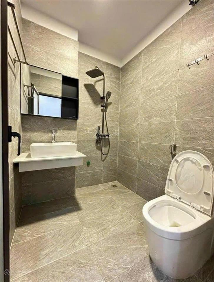 Bán nhà cạnh chợ cầu diễn  ngõ thông ô tô  kd  52m2  5t  mặt tiền lớn  giá cực tốt