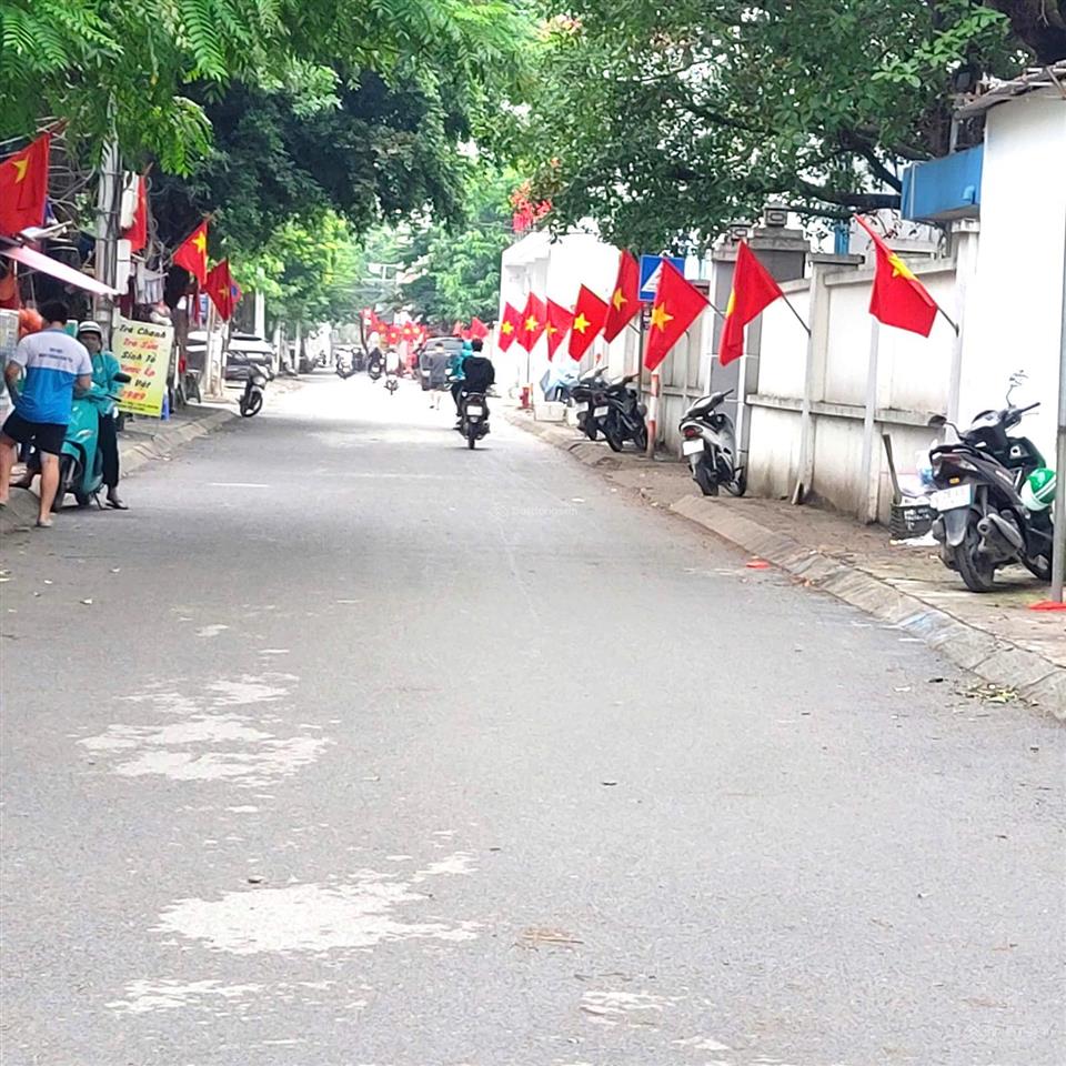 Duy nhất ! lô đất đẹp tại cầu diễn 54m2 cạnh trường thcs minh khai ô tô kd chỉ 8,9 tỷ
