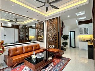 Siêu phẩm yên hoà gần trường ngoại thương nội thất sang xịn mịn giá 7.x tỷ
