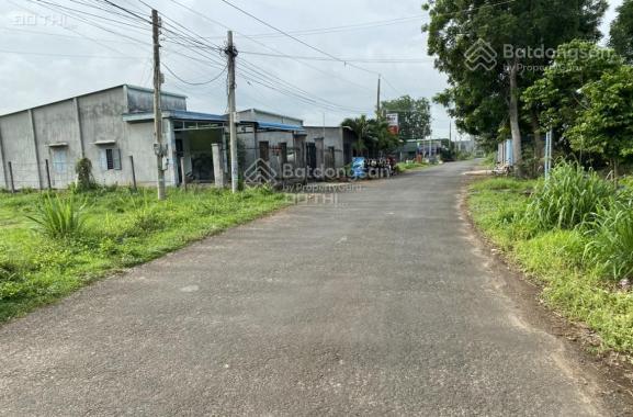 Đất 500m² xuyên mộc 100m² thổ cư, trung tâm dân cư, gần biển 10km, mặt đường nhựa 6m