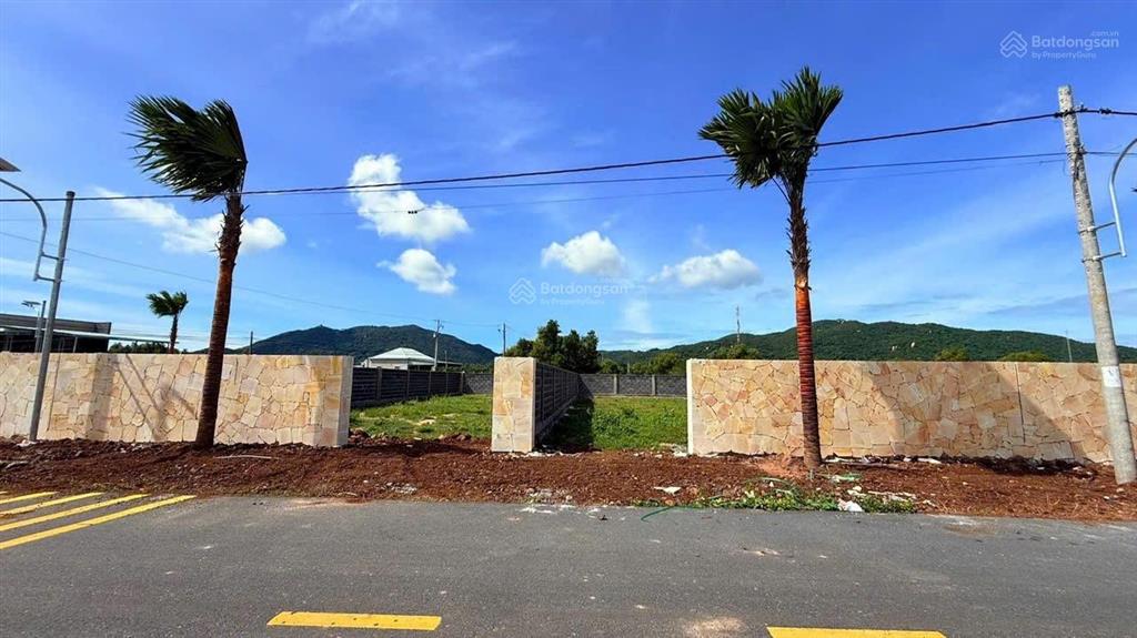 Bán đất nhà vườn láng dài gần biển gần ql55 giá 7tỷ7 tl