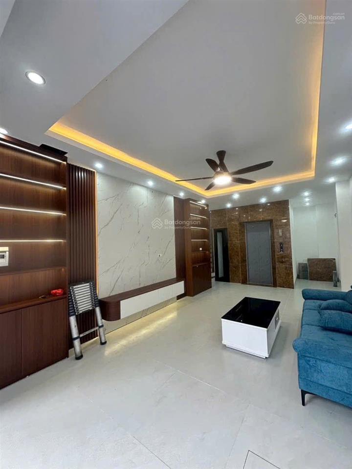 Bán nhà riêng tại tây mỗ, 8,8 tỷ, 45m2, 4pn, 6wc, pháp lý đầy đủ