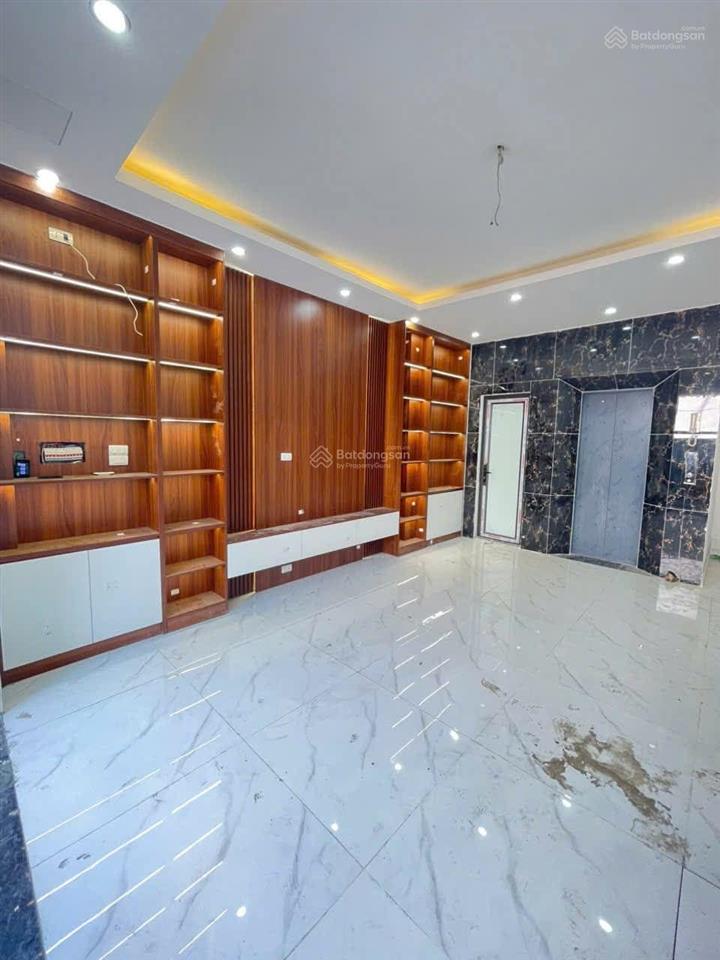 Bán nhà riêng tại tây mỗ, 8,8 tỷ, 45m2, 4pn, 6wc, pháp lý đầy đủ