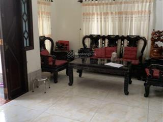 Bán biệt thự lô góc  lý phục man , quận 7  133m2 ( 10,8x13 ) giá chỉ 14,2 tỷ  3 tầng