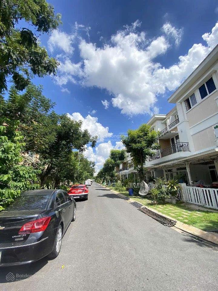 Bán biệt thự lô góc  lovera khang điền, bình chánh  165m2 ( 13x16 )  chỉ 14,x tỷ  bảo vệ 24/7