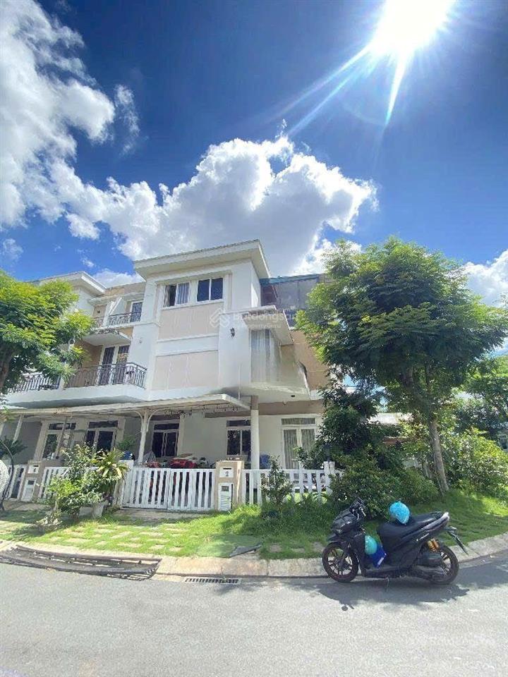 Bán biệt thự lô góc  lovera khang điền, bình chánh  165m2 ( 13x16 )  chỉ 14,x tỷ  bảo vệ 24/7