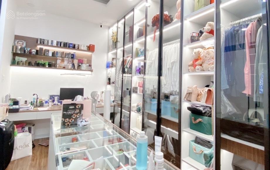 Nhà đẹpgiá tốt  trần xuân soạn, quận 7  chỉ 9,5 tỷ  103m2 ( 4,3x23)  2 tầng  có sân trước sau